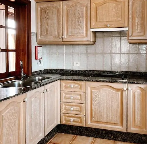 Casa Tonito Colorada * 普拉亚布兰卡